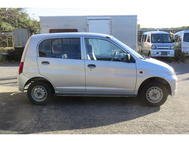 ミニカ ライラ　５ドア　バン　４ナンバー（8枚目）