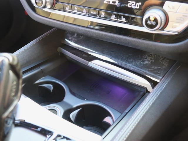 ５シリーズ ５４０ｉ　ｘＤｒｉｖｅ　Ｍスポーツ　ＬＣＩモデル　Ｂ５８Ｂ３０Ｃ直列６気筒ターボ　３４０馬力　ｘ－Ｄｒｉｖｅ　　アダプティブダンパー　Ｍスポーツブレーキ　サンルーフ　黒革　ＨＵＤ　ハーマンカードンサラウンド　第三者機関検査済み（48枚目）