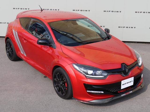 メガーヌ ルノー スポール 273トロフィー2 ZERO POINT ONEカスタムシフター RECAROフルバケット(運転席) HKSエアクリ 純正アクラポビッチマフラー スタッドボルト化ハブ RSパフォーマンスステアリング(10枚目)