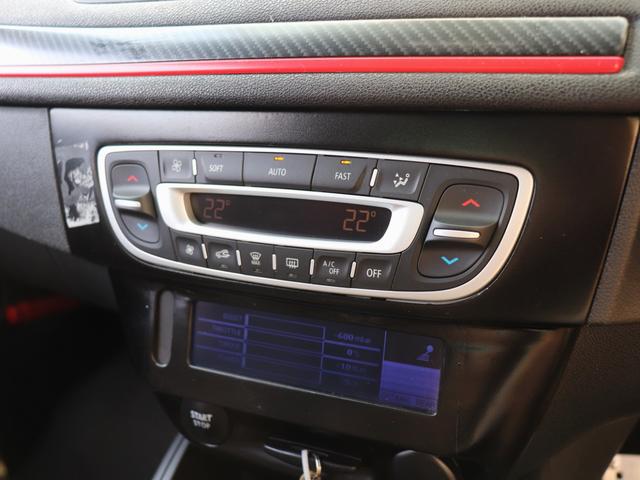 メガーヌ ルノー スポール 273トロフィー2 ZERO POINT ONEカスタムシフター RECAROフルバケット(運転席) HKSエアクリ 純正アクラポビッチマフラー スタッドボルト化ハブ RSパフォーマンスステアリング(32枚目)