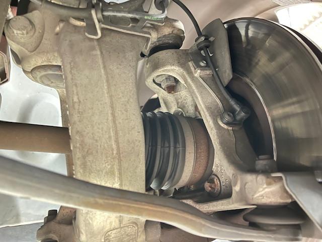 メガーヌ ルノー スポール 273トロフィー2 ZERO POINT ONEカスタムシフター RECAROフルバケット(運転席) HKSエアクリ 純正アクラポビッチマフラー スタッドボルト化ハブ RSパフォーマンスステアリング(47枚目)