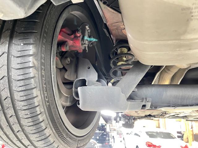 メガーヌ ルノー スポール 273トロフィー2 ZERO POINT ONEカスタムシフター RECAROフルバケット(運転席) HKSエアクリ 純正アクラポビッチマフラー スタッドボルト化ハブ RSパフォーマンスステアリング(55枚目)