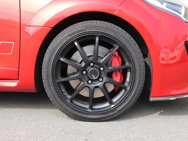 メガーヌ ルノー スポール 273トロフィー2 ZERO POINT ONEカスタムシフター RECAROフルバケット(運転席) HKSエアクリ 純正アクラポビッチマフラー スタッドボルト化ハブ RSパフォーマンスステアリング(65枚目)