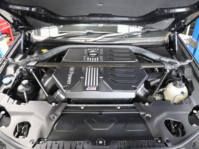 X4 M コンペティション S58B30Aツインターボ LCIモデル カーボンパッケージ サキールオレンジメリノレザー グロスレッドブレーキキャリパー Vスポーク765Mアルミ(グロスブラックペイント) 第三者機関検査済み(2枚目)