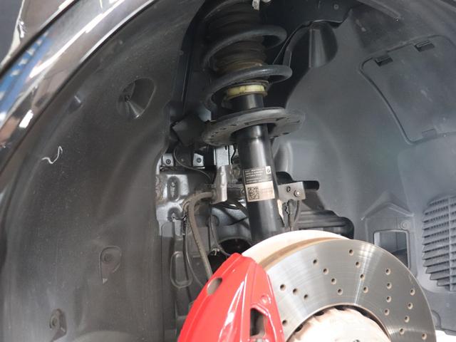 X4 M コンペティション S58B30Aツインターボ LCIモデル カーボンパッケージ サキールオレンジメリノレザー グロスレッドブレーキキャリパー Vスポーク765Mアルミ(グロスブラックペイント) 第三者機関検査済み(58枚目)