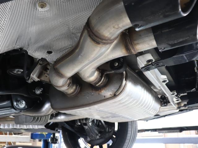 X4 M コンペティション S58B30Aツインターボ LCIモデル カーボンパッケージ サキールオレンジメリノレザー グロスレッドブレーキキャリパー Vスポーク765Mアルミ(グロスブラックペイント) 第三者機関検査済み(73枚目)