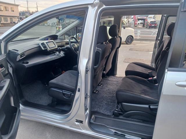 フリード Ｇ　ジャストセレクション　ナビ・ＴＶ・バックカメラ・Ｂｌｕｅｔｏｏｔｈ・ＥＴＶ・左側電動スライドドア・キーレス・走行６３０００キロ（14枚目）