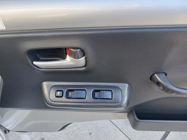 キャリイトラック ＫＣスペシャル　ワンオーナー・走行３７０００キロ・６ヶ月保証付・ラジオ・ＥＴＣ・ドラレコ・整備記録簿付・下取車・５速オートマ（16枚目）