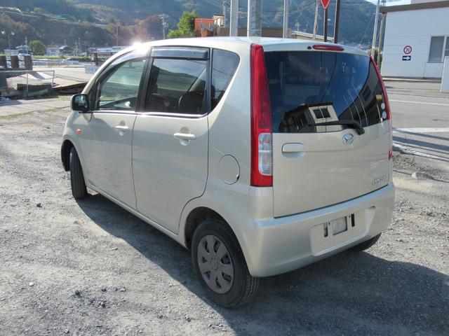 ムーヴ Ｌ　４速ＡＴ・キーレス・実走行・スペアタイヤ付・後席スライド・ベンチシート・フルフラット・ＣＤ・盗難防止システム・衝突安全ボディ・Ｗエアバッグ・フル装備・修復歴有り・走行距離１．５万キロ（7枚目）