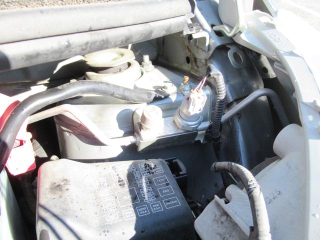 ムーヴ X VS スマートキー CD ベンチシート 盗難防止システム ライトレベライザー 衝突安全ボディ ABS 運転席・助手席エアバッグ エアコン パワーステアリング パワーウィンドウ 電動格納ミラー(23枚目)