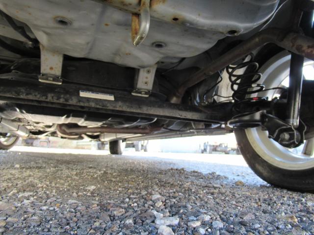 ムーヴ X VS スマートキー CD ベンチシート 盗難防止システム ライトレベライザー 衝突安全ボディ ABS 運転席・助手席エアバッグ エアコン パワーステアリング パワーウィンドウ 電動格納ミラー(24枚目)