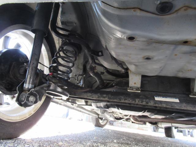 ムーヴ X VS スマートキー CD ベンチシート 盗難防止システム ライトレベライザー 衝突安全ボディ ABS 運転席・助手席エアバッグ エアコン パワーステアリング パワーウィンドウ 電動格納ミラー(25枚目)