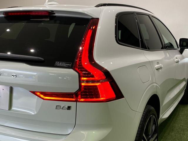 B6 AWD Rデザイン 弊社元役員Car 2021年モデル 1オーナー車 サンルーフ 黒革シート ボルボインテリセーフ スマートフォンチャージ harman/kardon 48V Hybrid 禁煙車(38枚目)