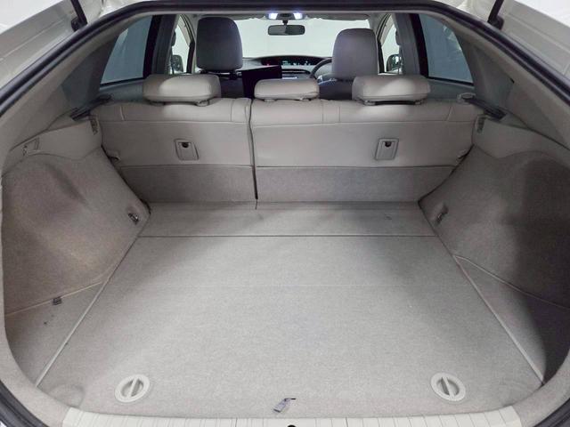 プリウス Ｓ　コーナーセンサー／ＬＥＤヘッドライト／シートカバー／社外シフトスイッチ（57枚目）