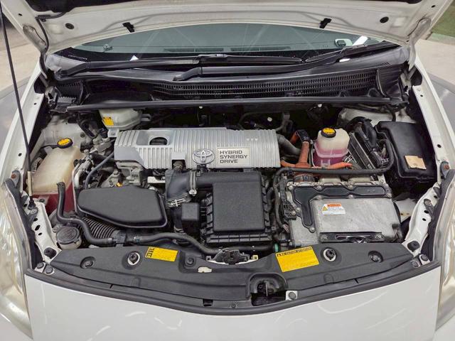 プリウス Ｓ　コーナーセンサー／ＬＥＤヘッドライト／シートカバー／社外シフトスイッチ（58枚目）