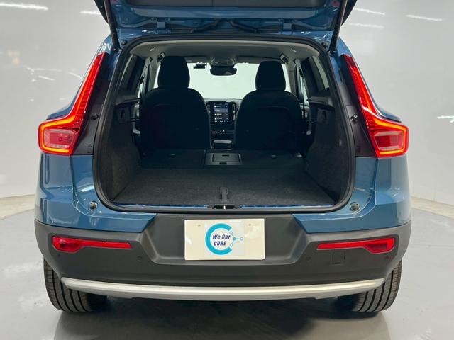 ＸＣ４０ アルティメット　Ｂ４　ＡＷＤ　２０２４年モデル／禁煙車／ブラックレザーシート（ヒーター付）／Ｇｏｏｇｌｅナビ／全方位カメラ／Ｂｌｕｅｔｏｏｔｈ対応／ＵＳＢ接続可／ハーマンカードン／ボルボインテリセーフ／Ｐバックドア／ＬＥＤヘッド（32枚目）