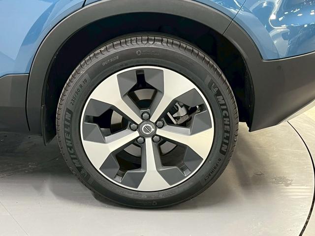 ＸＣ４０ アルティメット　Ｂ４　ＡＷＤ　２０２４年モデル／禁煙車／ブラックレザーシート（ヒーター付）／Ｇｏｏｇｌｅナビ／全方位カメラ／Ｂｌｕｅｔｏｏｔｈ対応／ＵＳＢ接続可／ハーマンカードン／ボルボインテリセーフ／Ｐバックドア／ＬＥＤヘッド（40枚目）