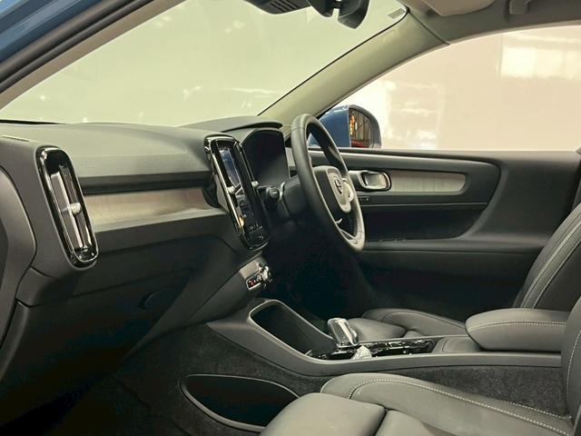 ＸＣ４０ アルティメット　Ｂ４　ＡＷＤ　２０２４年モデル／禁煙車／ブラックレザーシート（ヒーター付）／Ｇｏｏｇｌｅナビ／全方位カメラ／Ｂｌｕｅｔｏｏｔｈ対応／ＵＳＢ接続可／ハーマンカードン／ボルボインテリセーフ／Ｐバックドア／ＬＥＤヘッド（48枚目）