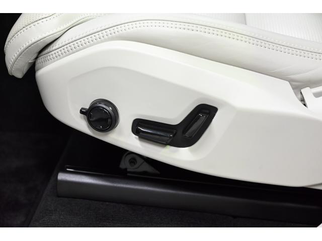 VOLVO XC90 RECHARGE PLUG IN HYBRID T8 AWD INSCRIPTION