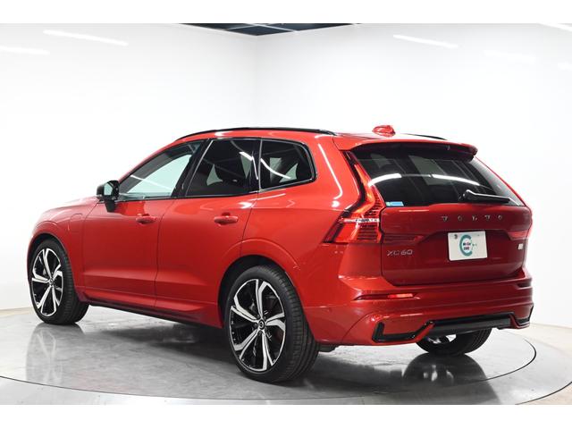 XC60 リチャージプラス T6 AWDプラグインハイブリッド 1オーナー/禁煙車/レザーシート(ヒーター付)/サンルーフ/エアサス/ドラレコ/ボルボインテリセーフ/全方位カメラ/ナビ/Bluetooth/USB/クリアランスソナー/クルコン/ETC/Pバックドア(13枚目)