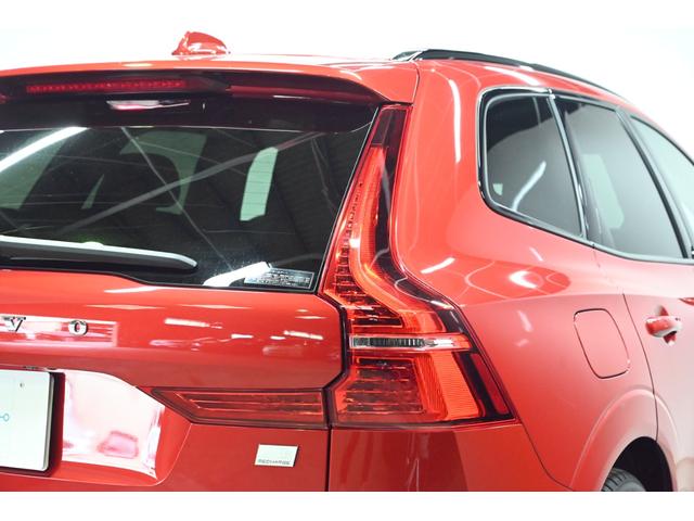 XC60 リチャージプラス T6 AWDプラグインハイブリッド 1オーナー/禁煙車/レザーシート(ヒーター付)/サンルーフ/エアサス/ドラレコ/ボルボインテリセーフ/全方位カメラ/ナビ/Bluetooth/USB/クリアランスソナー/クルコン/ETC/Pバックドア(31枚目)