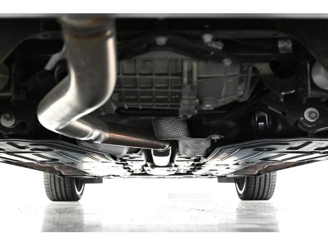 XC60 リチャージプラス T6 AWDプラグインハイブリッド 1オーナー/禁煙車/レザーシート(ヒーター付)/サンルーフ/エアサス/ドラレコ/ボルボインテリセーフ/全方位カメラ/ナビ/Bluetooth/USB/クリアランスソナー/クルコン/ETC/Pバックドア(37枚目)