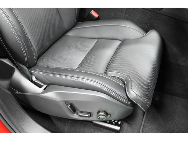 XC60 リチャージプラス T6 AWDプラグインハイブリッド 1オーナー/禁煙車/レザーシート(ヒーター付)/サンルーフ/エアサス/ドラレコ/ボルボインテリセーフ/全方位カメラ/ナビ/Bluetooth/USB/クリアランスソナー/クルコン/ETC/Pバックドア(49枚目)