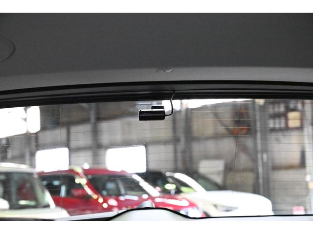 XC60 リチャージプラス T6 AWDプラグインハイブリッド 1オーナー/禁煙車/レザーシート(ヒーター付)/サンルーフ/エアサス/ドラレコ/ボルボインテリセーフ/全方位カメラ/ナビ/Bluetooth/USB/クリアランスソナー/クルコン/ETC/Pバックドア(79枚目)