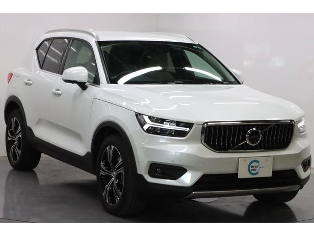 ＸＣ４０ Ｂ４　ＡＷＤ　インスクリプション　２０２２年モデル／ベージュレザーシート（ヒータ付）／ハーマンカードン／ボルボインテリセーフ／全方位カメラ／ナビ／フルセグＴＶ／Ｐバックドア／ＥＴＣ／クルコン／前後ドラレコ／純正１９アルミ／ＬＥＤヘッド（9枚目）