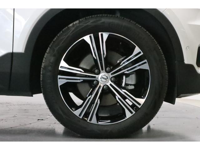 ＸＣ４０ Ｂ４　ＡＷＤ　インスクリプション　２０２２年モデル／ベージュレザーシート（ヒータ付）／ハーマンカードン／ボルボインテリセーフ／全方位カメラ／ナビ／フルセグＴＶ／Ｐバックドア／ＥＴＣ／クルコン／前後ドラレコ／純正１９アルミ／ＬＥＤヘッド（33枚目）