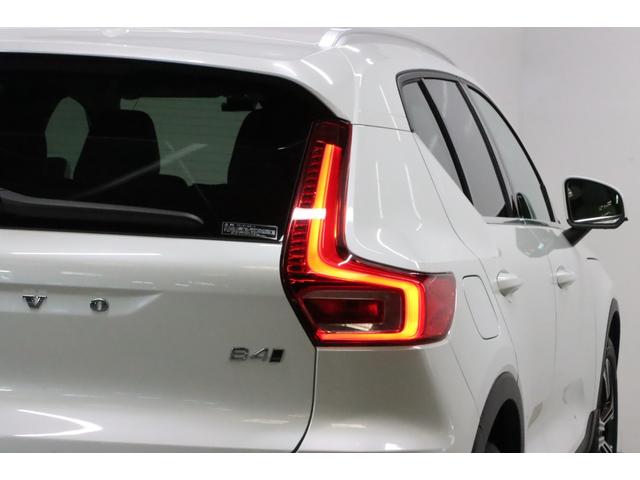 ＸＣ４０ Ｂ４　ＡＷＤ　インスクリプション　２０２２年モデル／ベージュレザーシート（ヒータ付）／ハーマンカードン／ボルボインテリセーフ／全方位カメラ／ナビ／フルセグＴＶ／Ｐバックドア／ＥＴＣ／クルコン／前後ドラレコ／純正１９アルミ／ＬＥＤヘッド（36枚目）