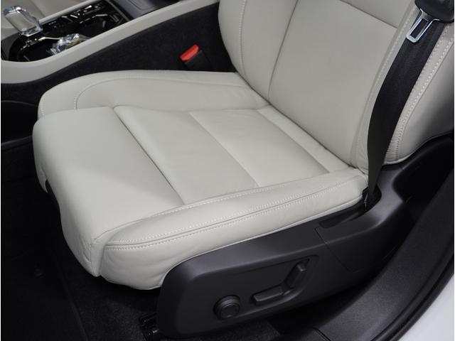 ＸＣ４０ Ｂ４　ＡＷＤ　インスクリプション　２０２２年モデル／ベージュレザーシート（ヒータ付）／ハーマンカードン／ボルボインテリセーフ／全方位カメラ／ナビ／フルセグＴＶ／Ｐバックドア／ＥＴＣ／クルコン／前後ドラレコ／純正１９アルミ／ＬＥＤヘッド（58枚目）