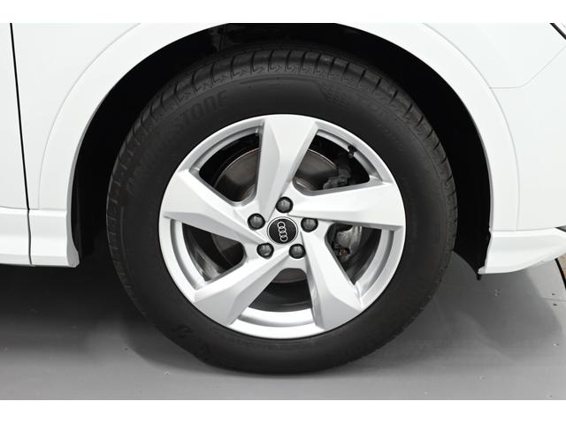 Ｑ３ ３５ＴＦＳＩアドバンスド　禁煙車／ブラックレザーシート（ヒーター付）／純正ナビ／Ｂｌｕｅｔｏｏｔｈ対応／ＵＳＢ接続／前後ドラレコ／全方位カメラ／クルコン／Ｐシート／クリアランスソナー／Ｐバックドア／ＬＥＤヘッド／純正１８アルミ（37枚目）