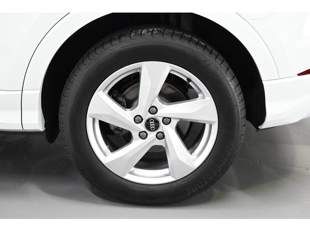 Ｑ３ ３５ＴＦＳＩアドバンスド　禁煙車／ブラックレザーシート（ヒーター付）／純正ナビ／Ｂｌｕｅｔｏｏｔｈ対応／ＵＳＢ接続／前後ドラレコ／全方位カメラ／クルコン／Ｐシート／クリアランスソナー／Ｐバックドア／ＬＥＤヘッド／純正１８アルミ（39枚目）