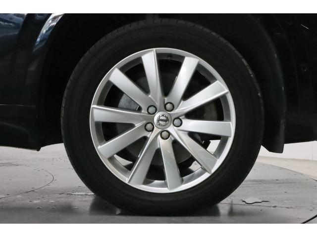 ＸＣ９０ Ｔ５　ＡＷＤ　モーメンタム　２０１６年モデル／禁煙車／ブラックレザーシート（ヒーター付）／ナビ／フルセグＴＶ／ドラレコ／リアエンターティメント／全方位カメラ／ボルボインテリセーフ／Ｐバックドア／純正１９アルミ／ＬＥＤヘッド（32枚目）