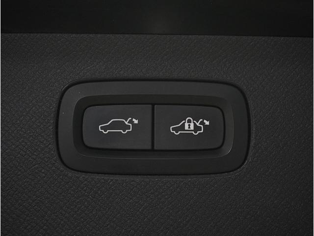 ＸＣ９０ Ｔ５　ＡＷＤ　モーメンタム　２０１６年モデル／禁煙車／ブラックレザーシート（ヒーター付）／ナビ／フルセグＴＶ／ドラレコ／リアエンターティメント／全方位カメラ／ボルボインテリセーフ／Ｐバックドア／純正１９アルミ／ＬＥＤヘッド（36枚目）