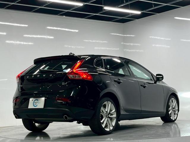 V40 D4 ダイナミックエディション 2019年モデル/パワーバックドア/純正ナビ/Bカメラ/Bluetooth対応/USB接続可/シートヒーター/ETC/ドラレコ/キセノンヘッドライト/純正18インチアルミ/保証書/取説/スペアキー(7枚目)