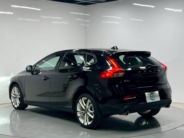 V40 D4 ダイナミックエディション 2019年モデル/パワーバックドア/純正ナビ/Bカメラ/Bluetooth対応/USB接続可/シートヒーター/ETC/ドラレコ/キセノンヘッドライト/純正18インチアルミ/保証書/取説/スペアキー(13枚目)