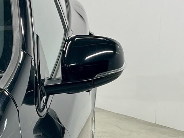 V40 D4 ダイナミックエディション 2019年モデル/パワーバックドア/純正ナビ/Bカメラ/Bluetooth対応/USB接続可/シートヒーター/ETC/ドラレコ/キセノンヘッドライト/純正18インチアルミ/保証書/取説/スペアキー(25枚目)