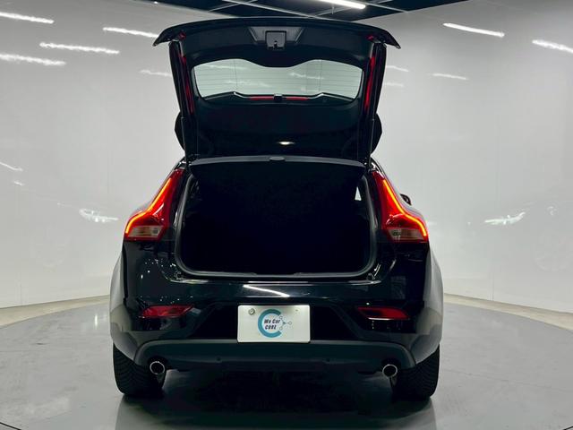 V40 D4 ダイナミックエディション 2019年モデル/パワーバックドア/純正ナビ/Bカメラ/Bluetooth対応/USB接続可/シートヒーター/ETC/ドラレコ/キセノンヘッドライト/純正18インチアルミ/保証書/取説/スペアキー(31枚目)