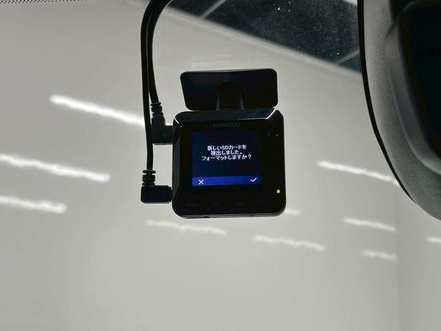 V40 D4 ダイナミックエディション 2019年モデル/パワーバックドア/純正ナビ/Bカメラ/Bluetooth対応/USB接続可/シートヒーター/ETC/ドラレコ/キセノンヘッドライト/純正18インチアルミ/保証書/取説/スペアキー(77枚目)