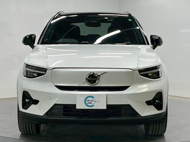 XC40リチャージ リチャージ アルティメットツインモーター 2023年モデル/禁煙車/レザーシート(ヒーター付)/パノラマルーフ/ボルボインテリセーフ/ハーマンカードン/Googleナビ/全方位カメラ/ETC/クルコン/Pバックドア/充電ケーブル(20枚目)