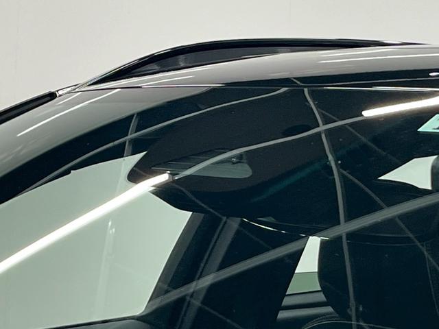 XC40リチャージ リチャージ アルティメットツインモーター 2023年モデル/禁煙車/レザーシート(ヒーター付)/パノラマルーフ/ボルボインテリセーフ/ハーマンカードン/Googleナビ/全方位カメラ/ETC/クルコン/Pバックドア/充電ケーブル(25枚目)