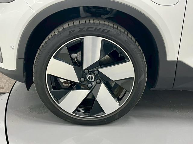 XC40リチャージ リチャージ アルティメットツインモーター 2023年モデル/禁煙車/レザーシート(ヒーター付)/パノラマルーフ/ボルボインテリセーフ/ハーマンカードン/Googleナビ/全方位カメラ/ETC/クルコン/Pバックドア/充電ケーブル(38枚目)
