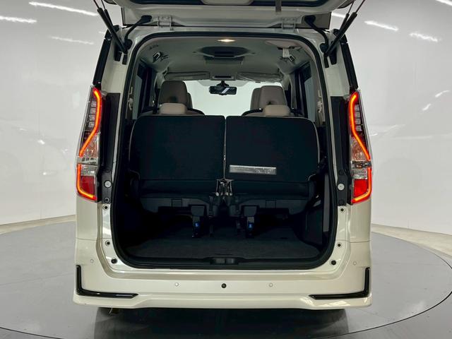 セレナ ｅ－パワー　ハイウェイスターＶ　１オーナー／プロパイロット／デジタルインナーミラー／全方位カメラ／ナビＴＶ／Ｂｌｕｅｔｏｏｔｈ対応／ＵＳＢ接続可／両側パワスラ／フリップダウンモニタ－（31枚目）