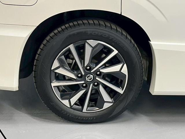 セレナ ｅ－パワー　ハイウェイスターＶ　１オーナー／プロパイロット／デジタルインナーミラー／全方位カメラ／ナビＴＶ／Ｂｌｕｅｔｏｏｔｈ対応／ＵＳＢ接続可／両側パワスラ／フリップダウンモニタ－（35枚目）