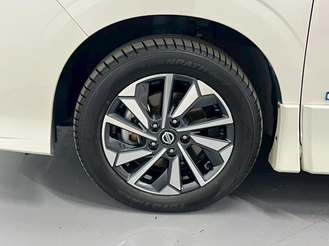 セレナ ｅ－パワー　ハイウェイスターＶ　１オーナー／プロパイロット／デジタルインナーミラー／全方位カメラ／ナビＴＶ／Ｂｌｕｅｔｏｏｔｈ対応／ＵＳＢ接続可／両側パワスラ／フリップダウンモニタ－（37枚目）