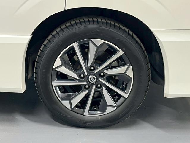 セレナ ｅ－パワー　ハイウェイスターＶ　１オーナー／プロパイロット／デジタルインナーミラー／全方位カメラ／ナビＴＶ／Ｂｌｕｅｔｏｏｔｈ対応／ＵＳＢ接続可／両側パワスラ／フリップダウンモニタ－（38枚目）