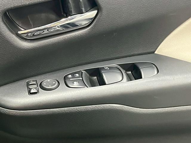 セレナ ｅ－パワー　ハイウェイスターＶ　１オーナー／プロパイロット／デジタルインナーミラー／全方位カメラ／ナビＴＶ／Ｂｌｕｅｔｏｏｔｈ対応／ＵＳＢ接続可／両側パワスラ／フリップダウンモニタ－（69枚目）