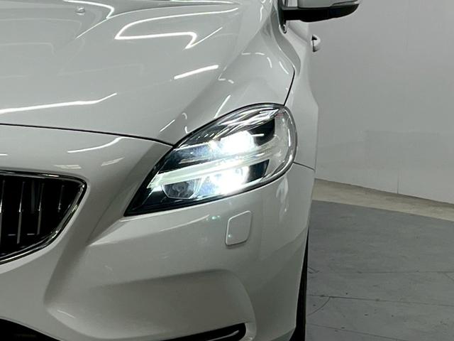 Ｖ４０ Ｄ４　インスクリプション　２０１８年モデル／ブラックレザーシート（ヒーター付）／ボルボインテリセーフ／純正ナビ／Ｂカメ／Ｂｌｕｅｔｏｏｔｈ対応／ＵＳＢ接続可／クリアランスソナー／クルコン／ＥＴＣ／純正１７アルミ（21枚目）